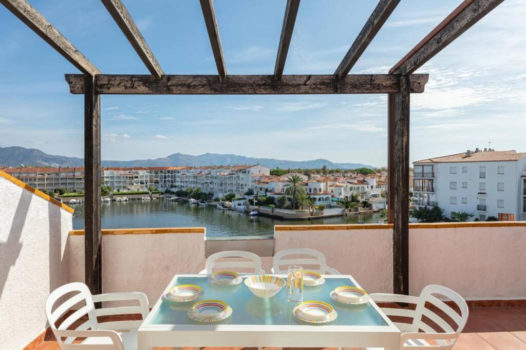 Apartmán Flateli Empuriabrava Exteriér fotografie